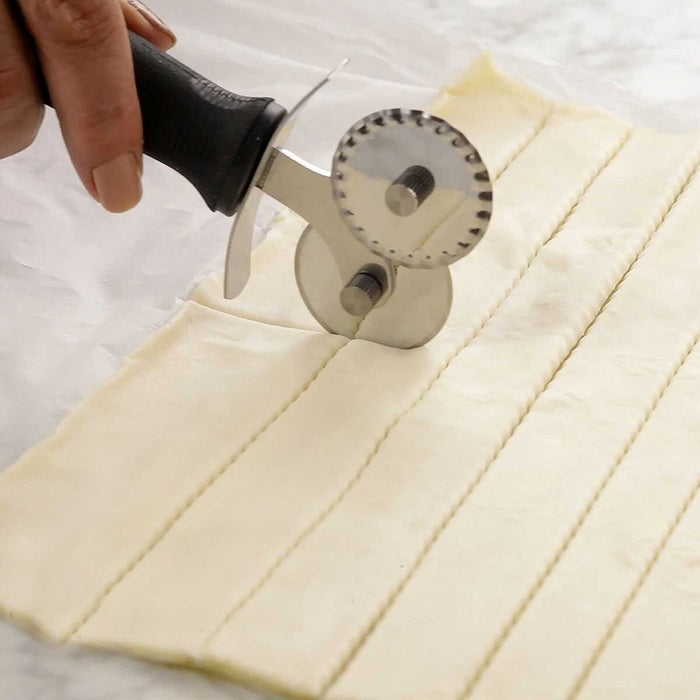 10974 Double Pastry Cutter