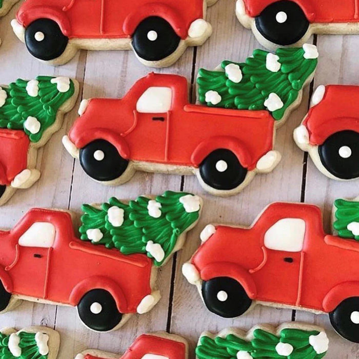 8244A Pickup w/ Christmas Tree